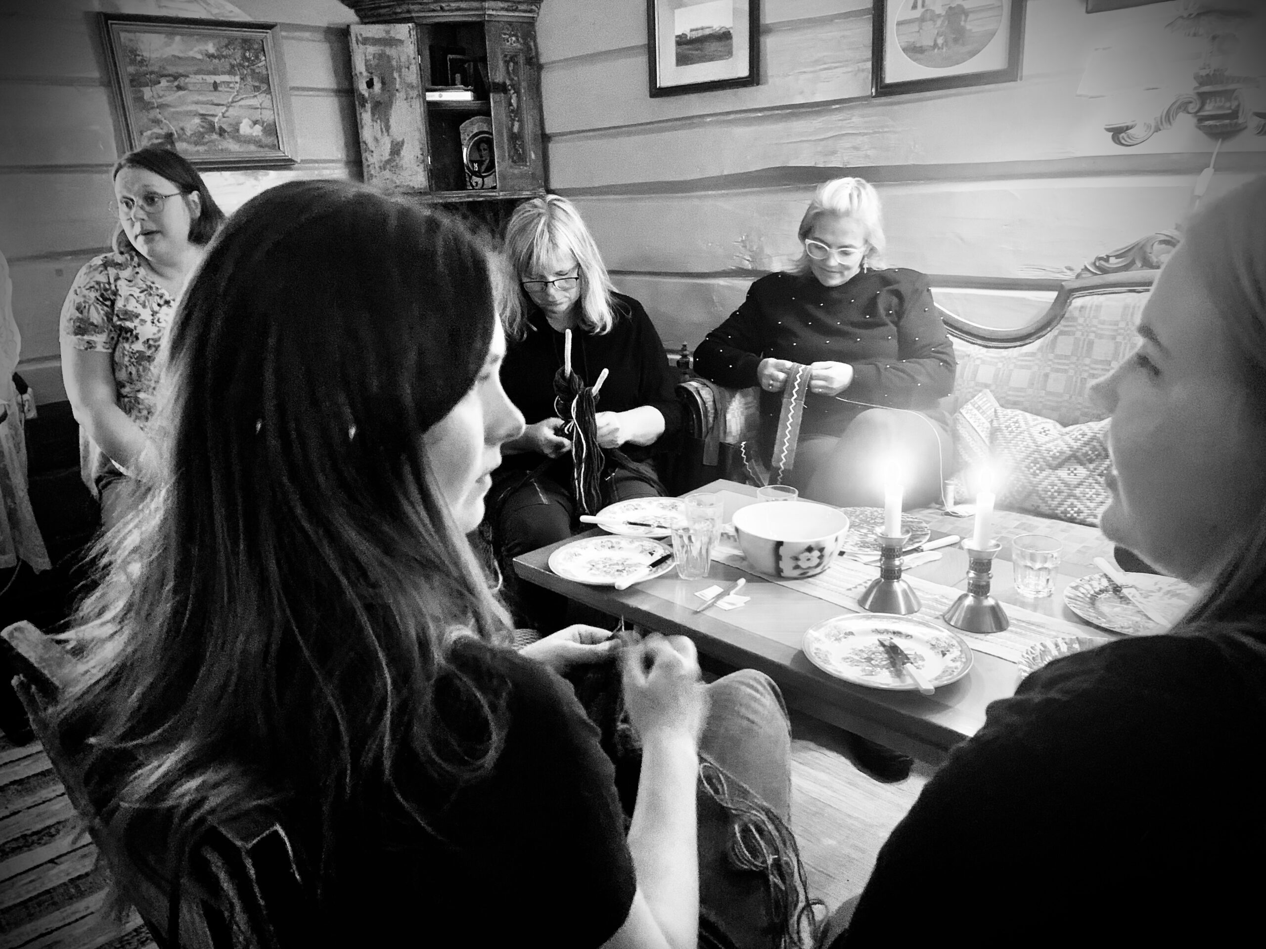 Strikke-kafe Skottgården. Foto: Marit Manfredsdotter